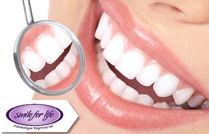 ¡Dientes como perlas! Paga hoy RD$ 2,600 en vez de RD$ 14,000 por Blanqueamiento laser + Limpieza Dental Ultrasónica + 1 Carie clase primera + Consulta en Smile for Life.